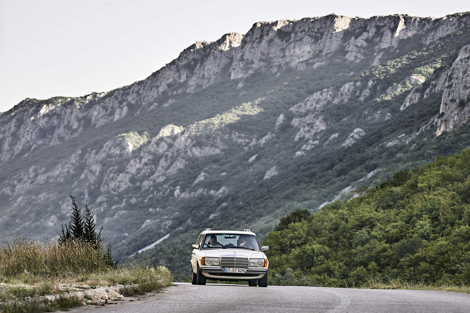 Roadtrip Albanien with Mercedes W123 300 TD