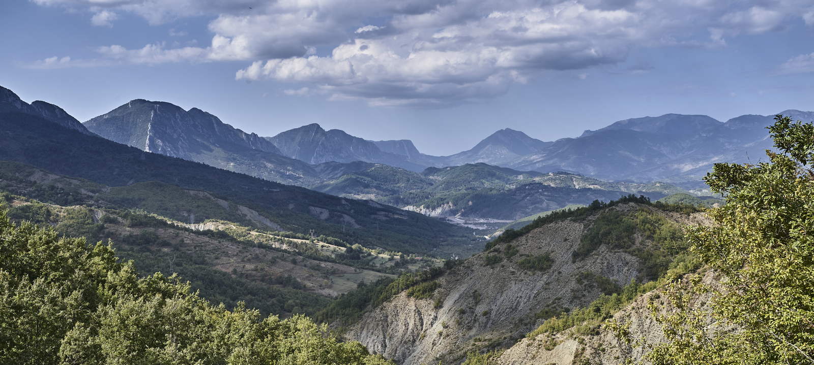 Roadtrip Albanien with Mercedes W123 300 TD