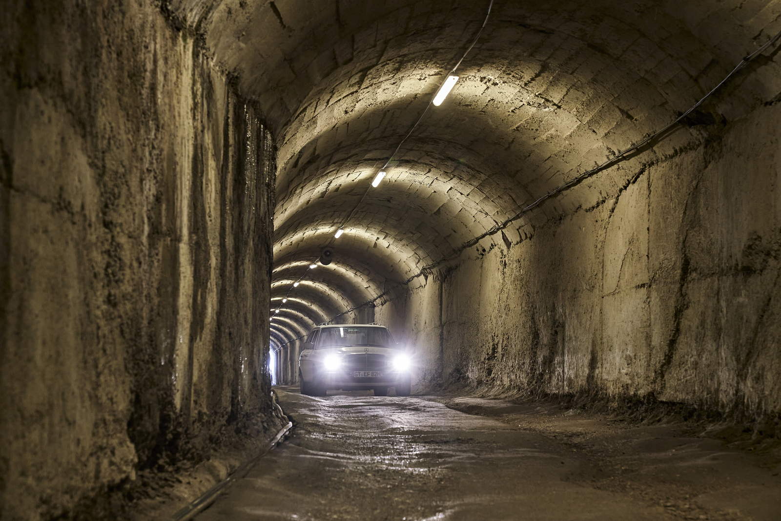 Roadtrip Albanien with Mercedes W123 300 TD