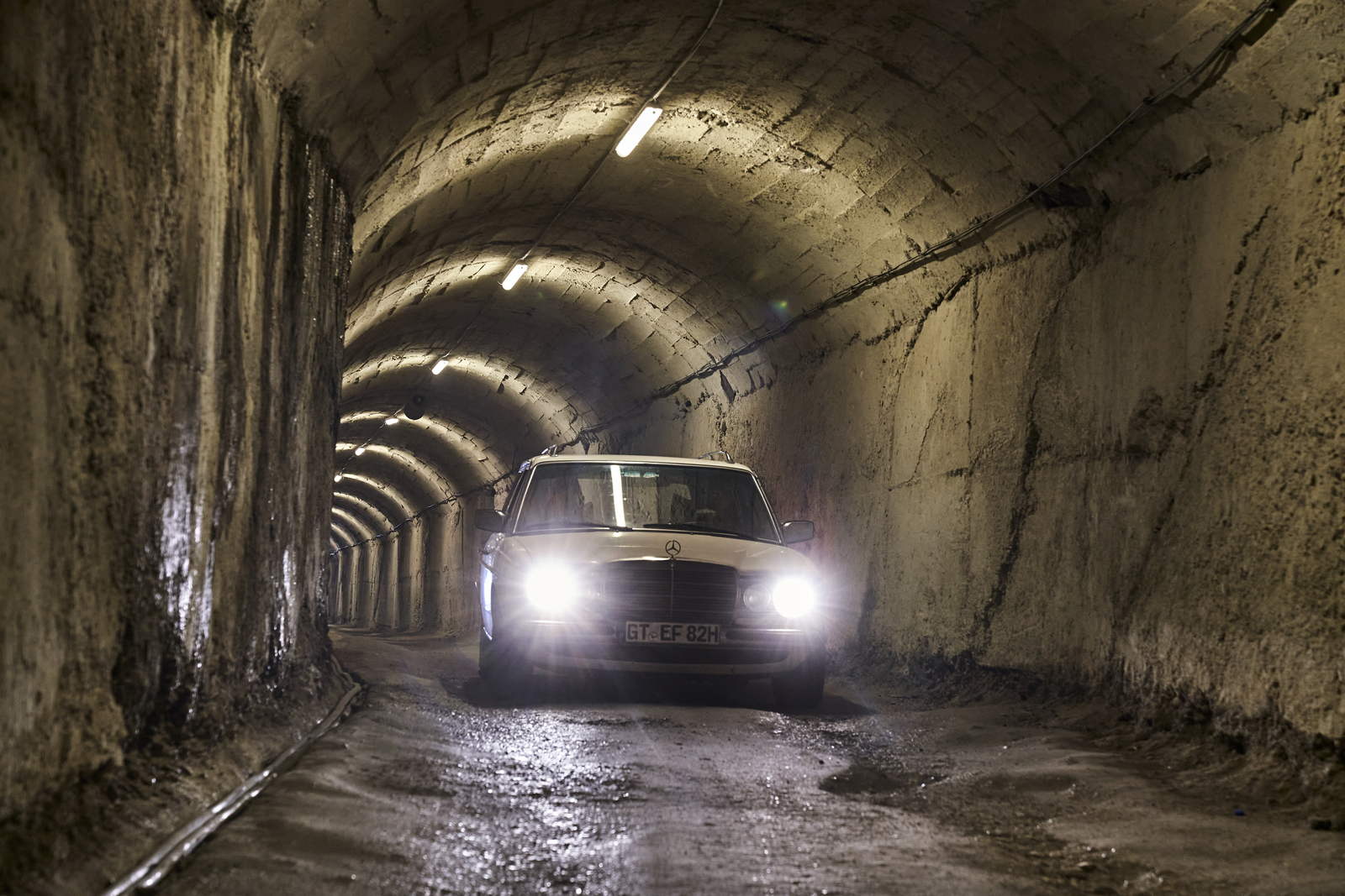 Roadtrip Albanien with Mercedes W123 300 TD