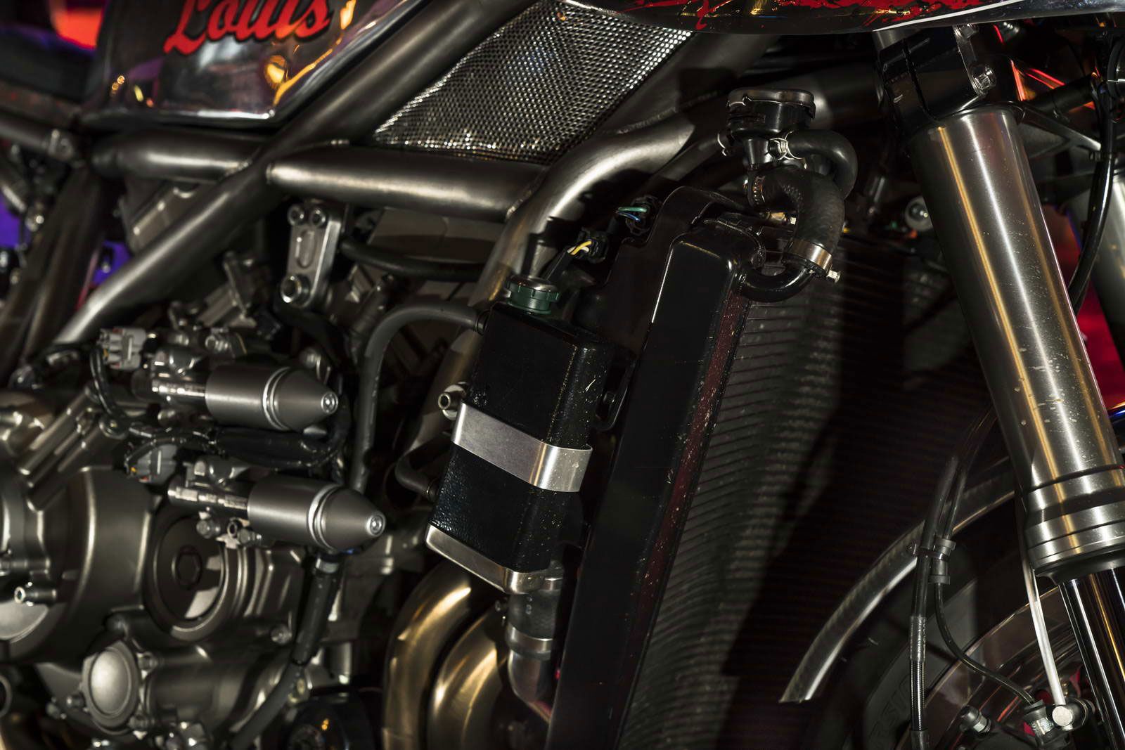 Louis Honda VFR 1200 Lemmy 012