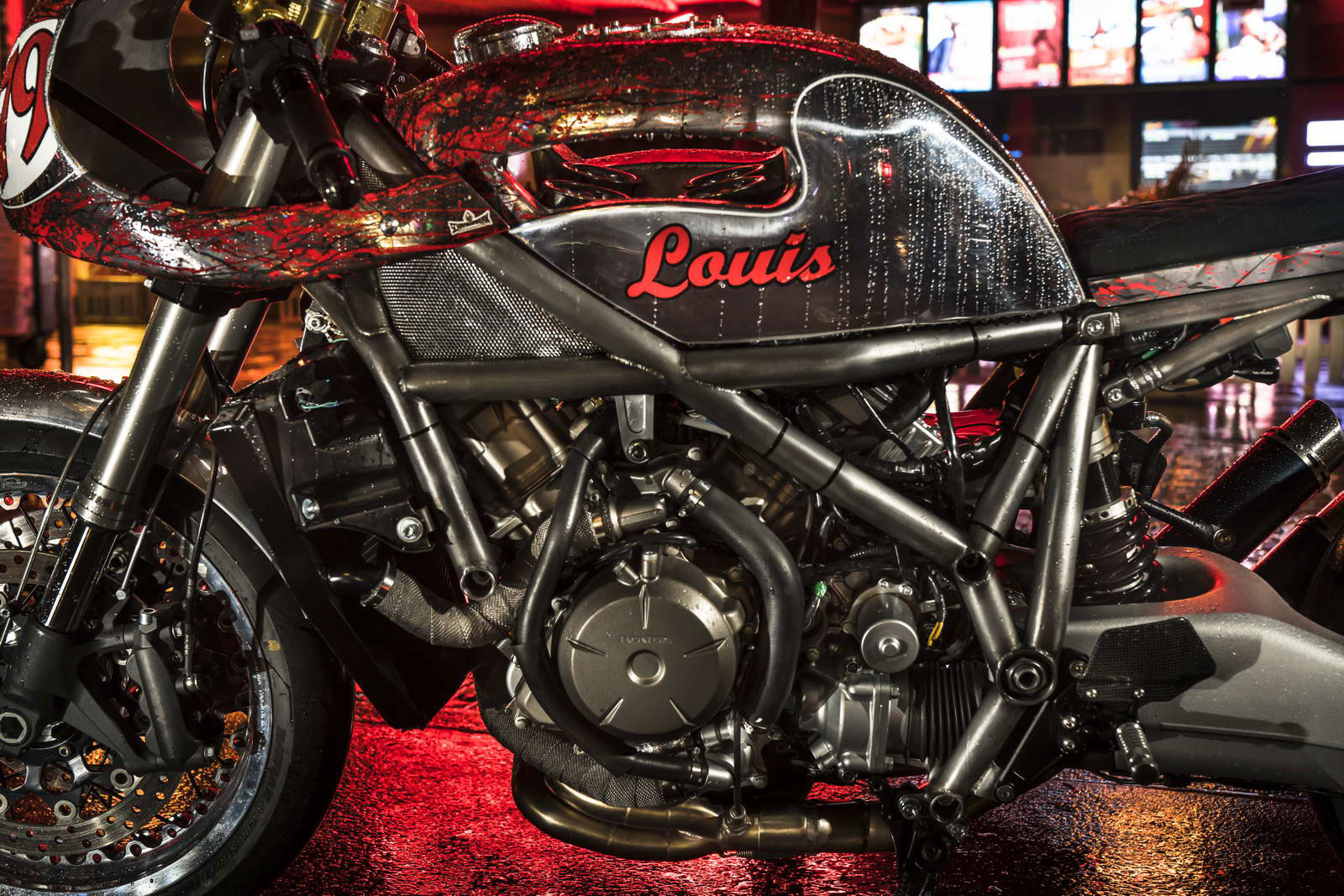 Louis Honda VFR 1200 Lemmy 035