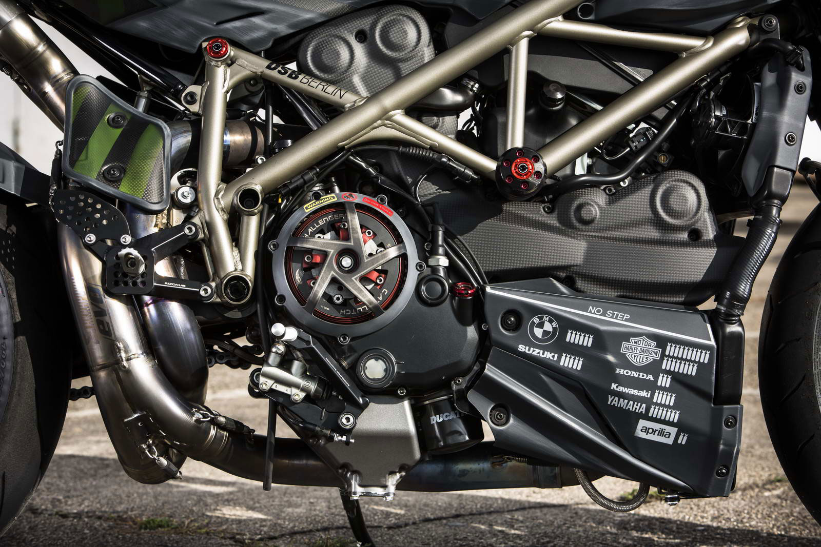 Ducati Stelth Fighter 007