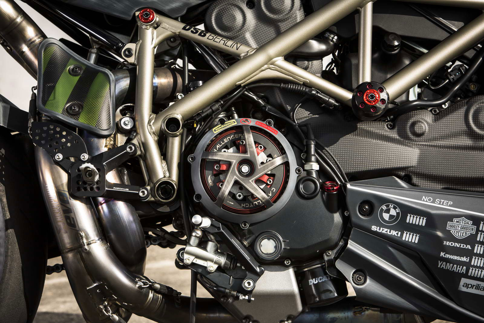 Ducati Stelth Fighter 008