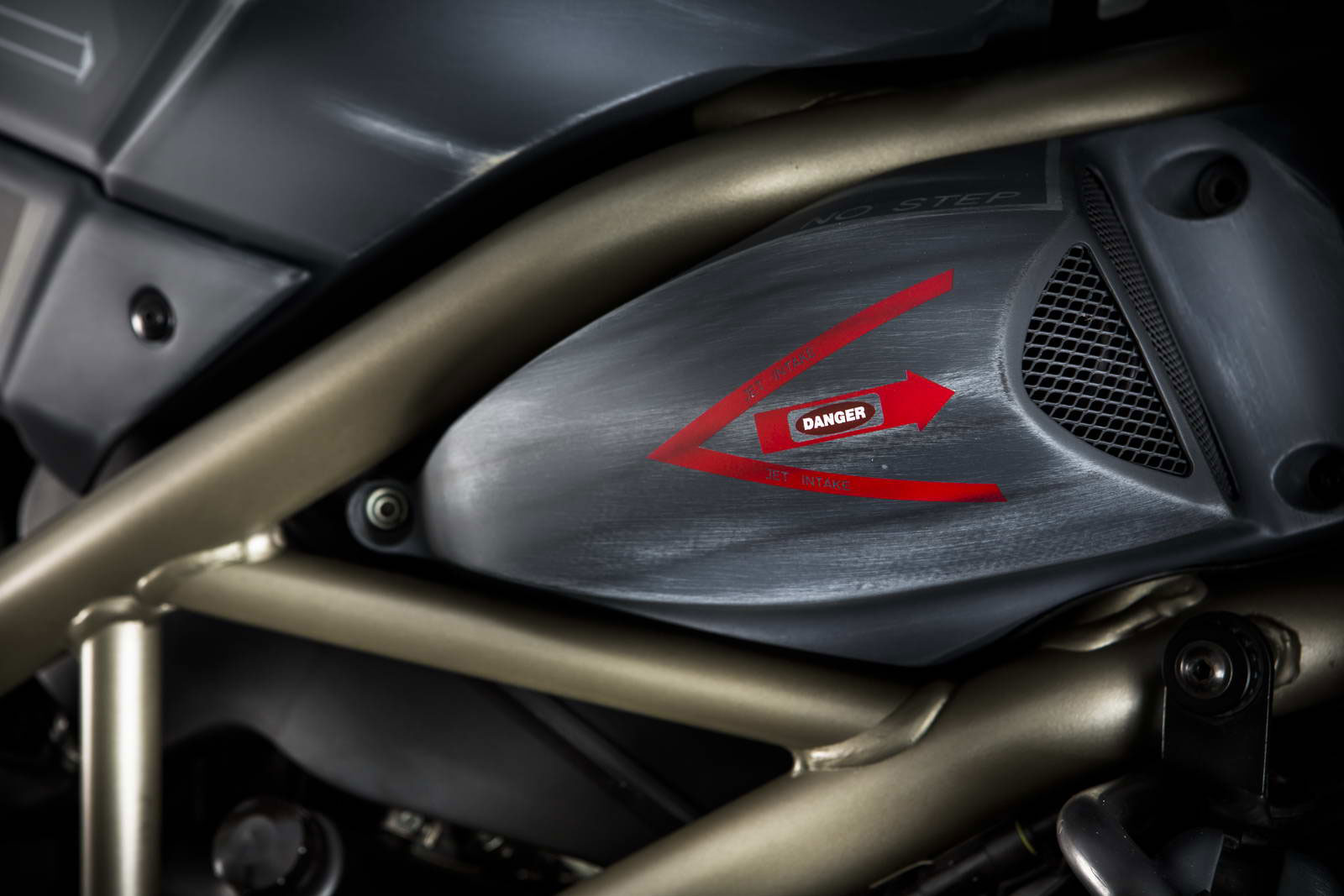 Ducati Stelth Fighter 020