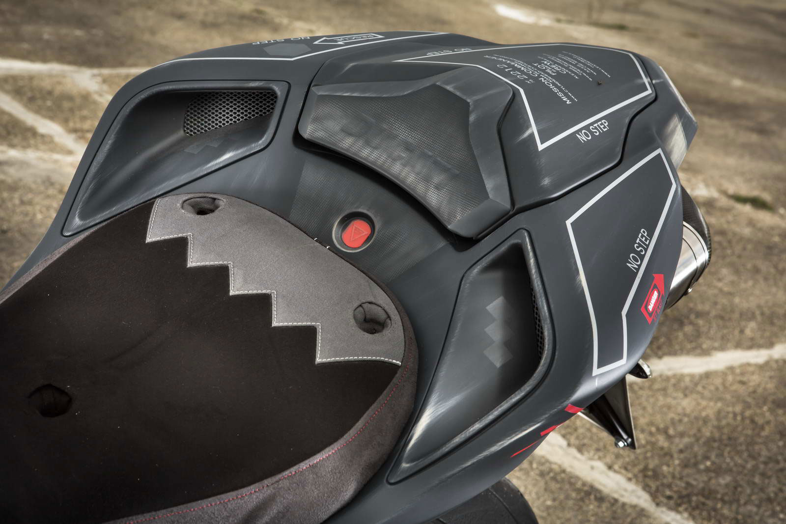 Ducati Stelth Fighter 044