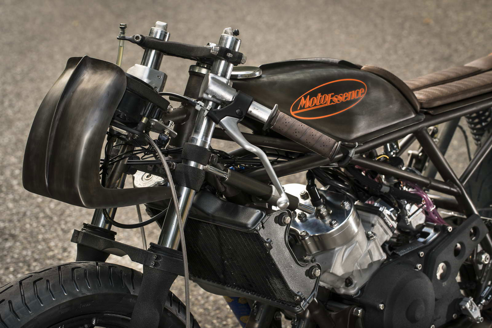 Moto Essence RD 350 027