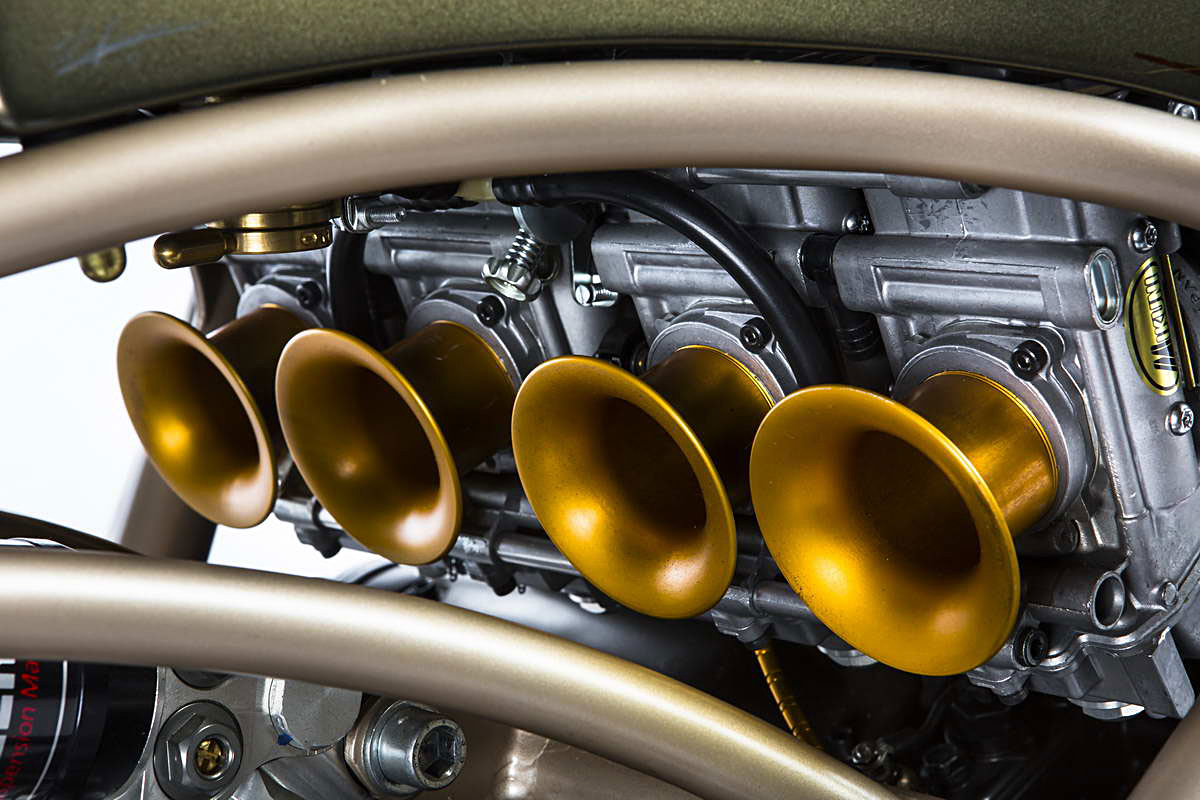 Custom Wolf Martin 006